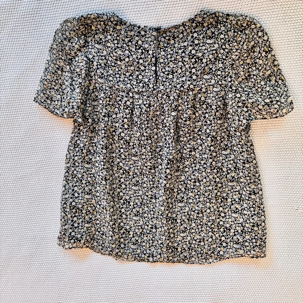 J. CREW Chiffon Silk Gold Metallic Black & White Blouse Floral Top